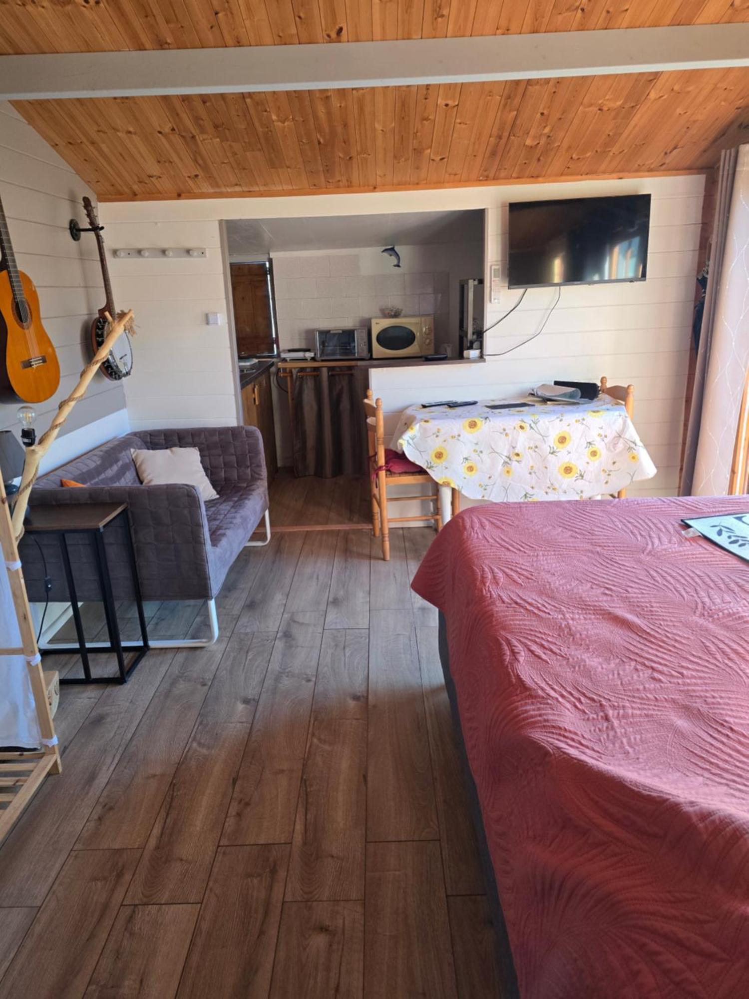 Le Chalet des Dany Saint-Mamert-du-Gard Extérieur photo