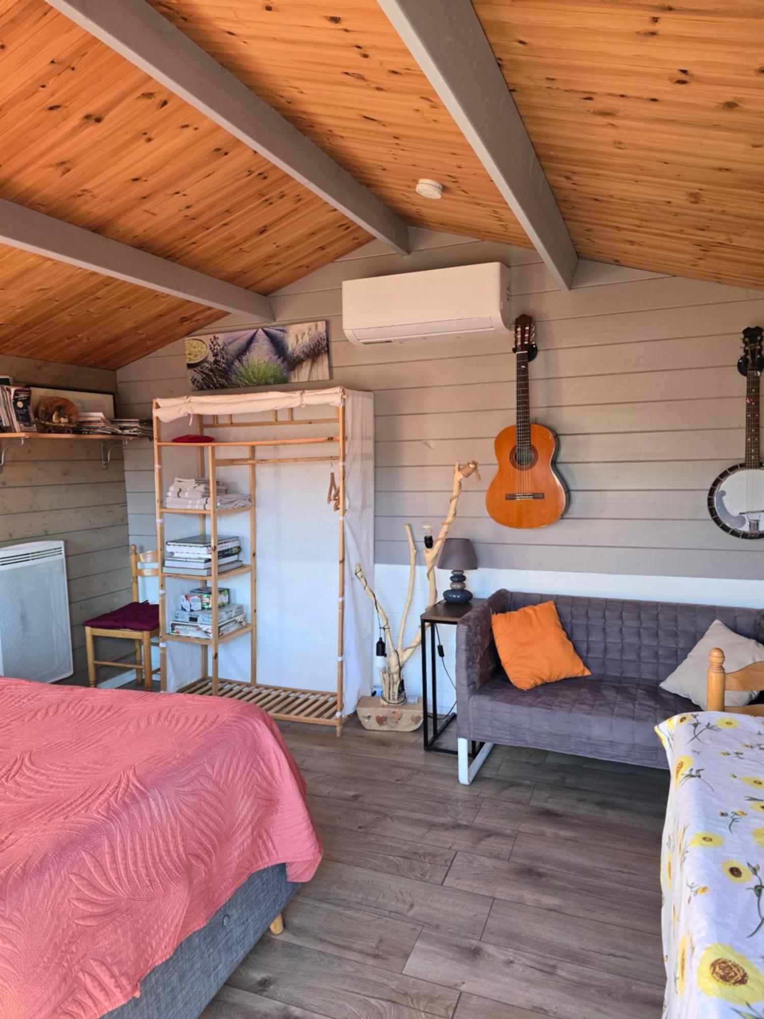 Le Chalet des Dany Saint-Mamert-du-Gard Extérieur photo